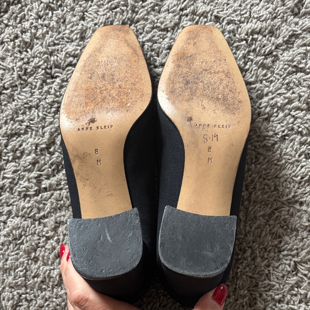 Anne Klein Black Square-Toe Mid Block Heel Pumps - Picture 9 of 13